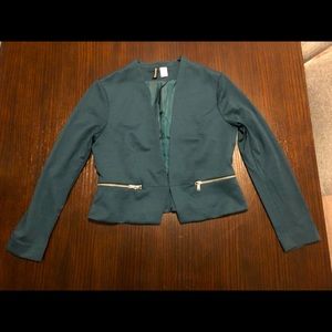 Teal crop blazer from H&M with silver zippers